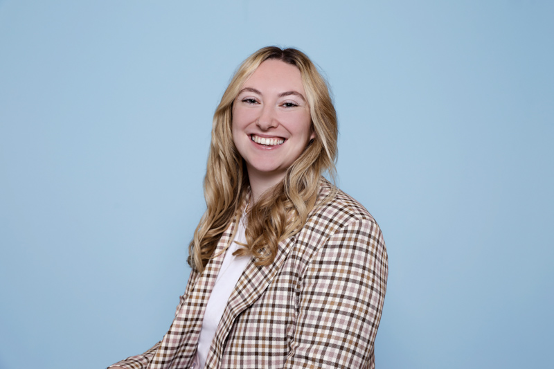 Dr. Rhianne Louise MORGAN
