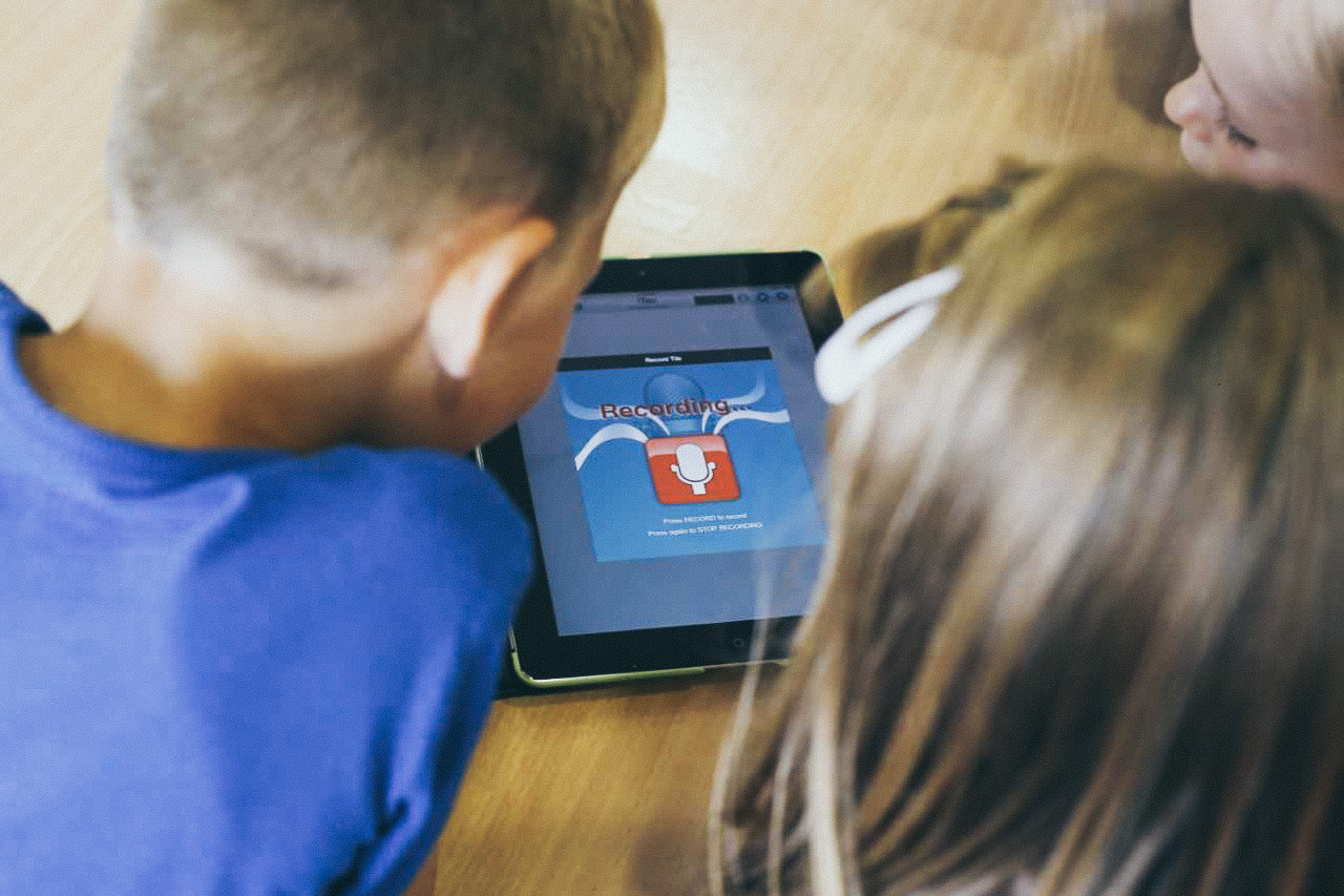 iTEO - iTEO, a tool for learning and teaching languages - FHSE I ...