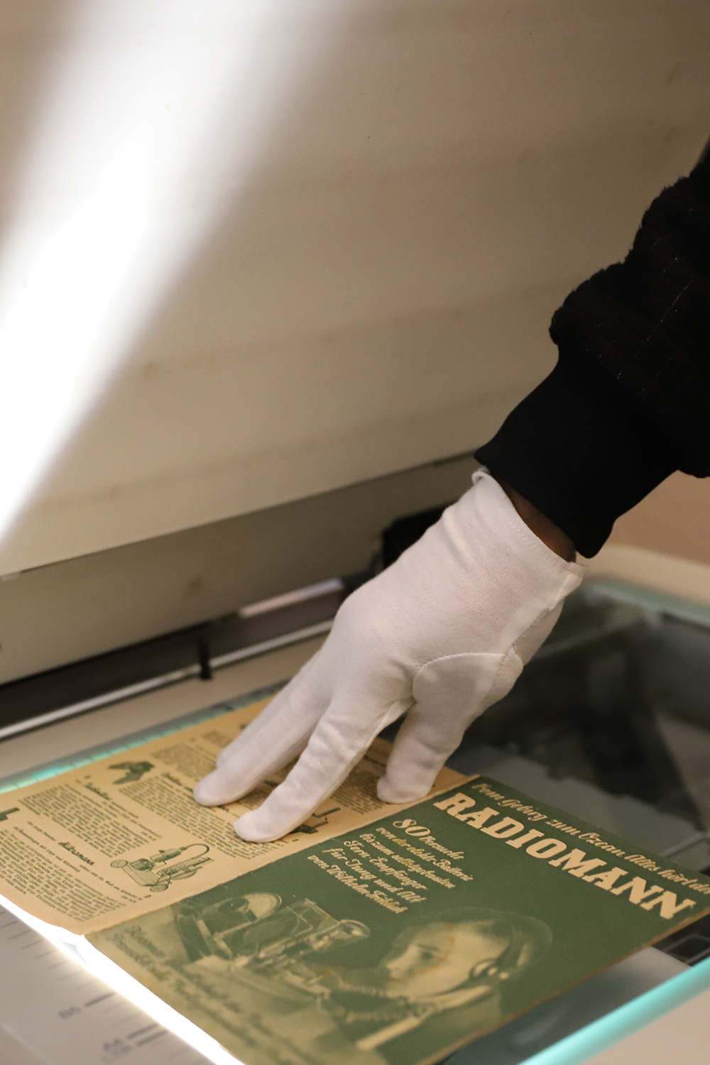 Digitising media for the Maison du son 