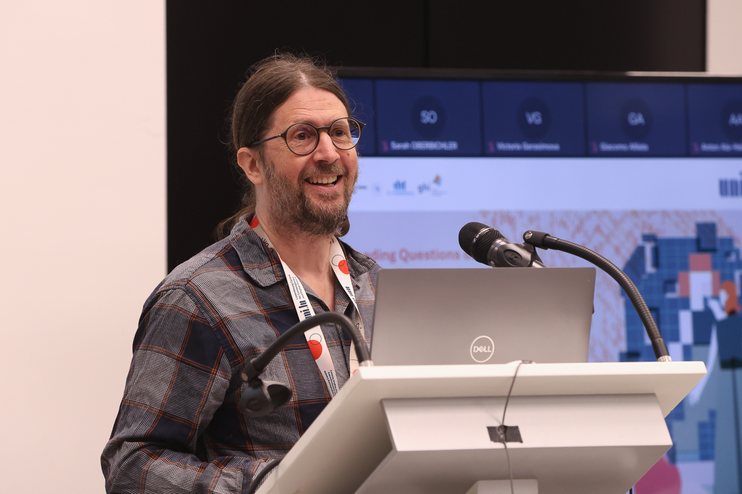 Introduction by Daniel Burckhardt 