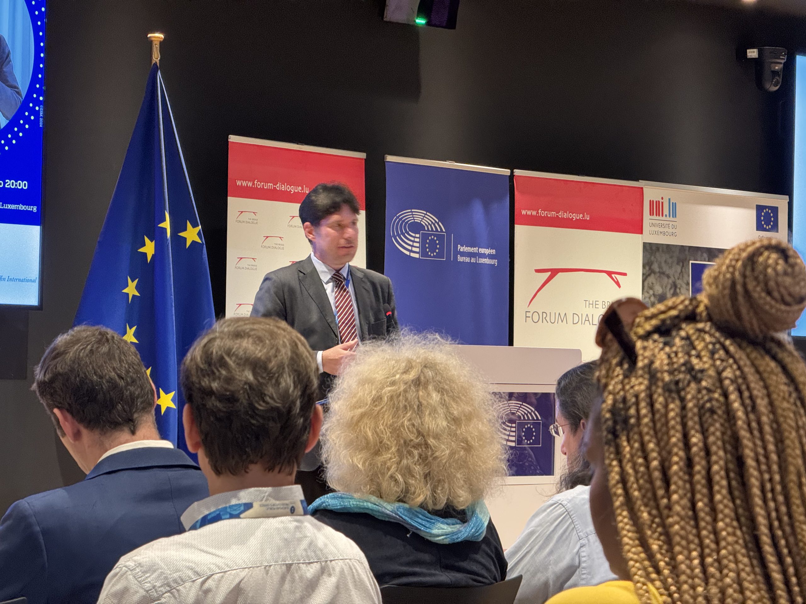 6. Mr Christoph Schroeder, Head of the Liaison Office of the European Parliament in Luxembourg